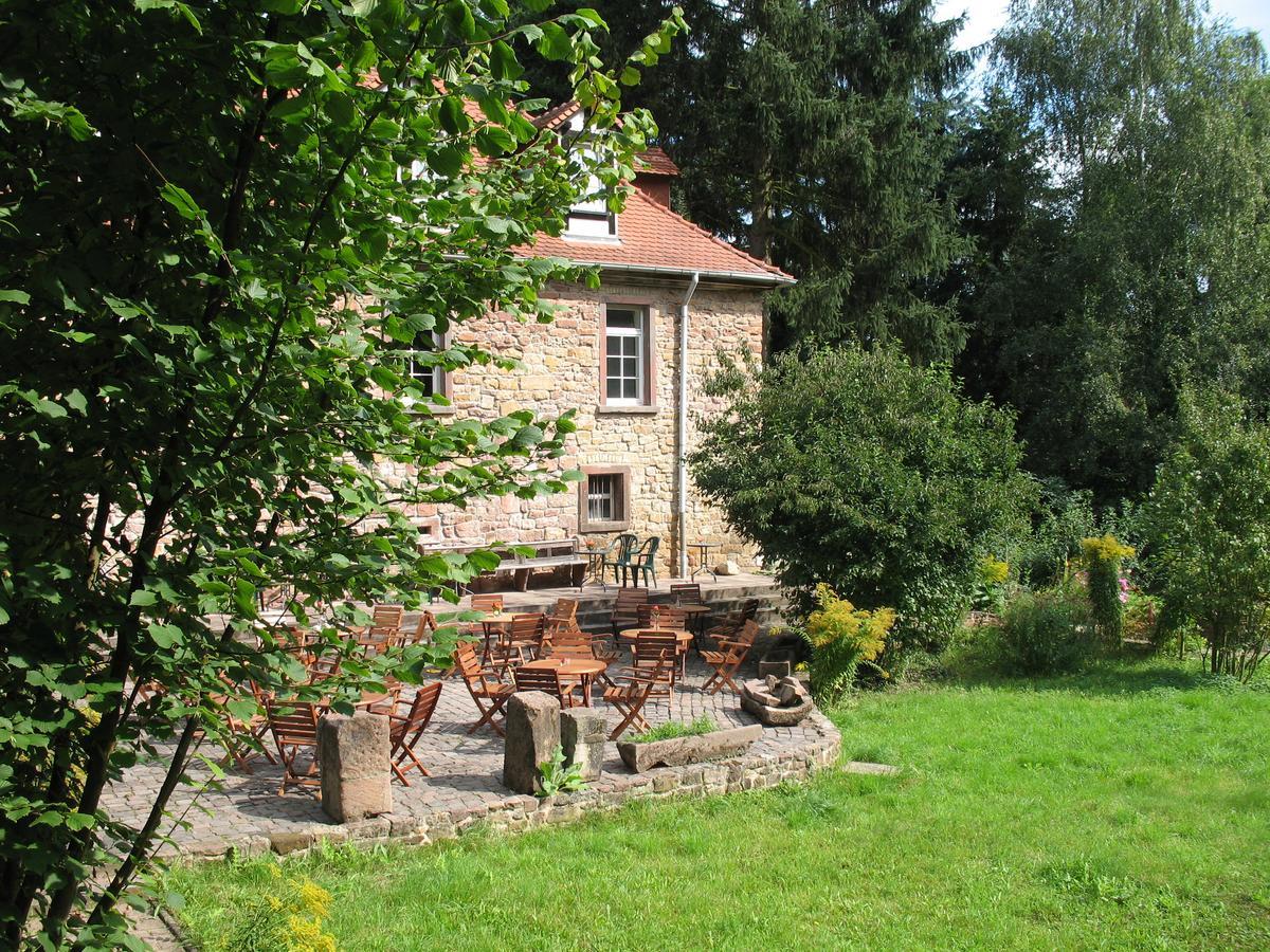 Hotel Gastehaus Felsenmuhle Im Tal Neuleiningen Exterior foto